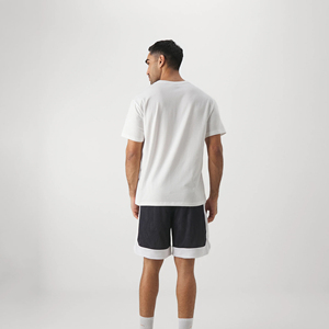 Shorts de sport en maille de haute qualité, shorts de basketball en polyester avec poches, personnalisables, en vente - Product Image 6