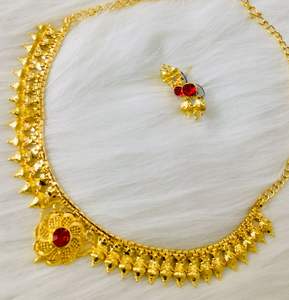 Collier en cuivre vintage d'inspiration indienne ensemble de diamants classiques cadeau de bijoux de mode plaqué or 14 carats élégant - Product Image 5