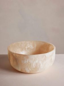 Eco-Friendly Natural Resin Decorative <b>Bowl</b> Home Accessory <b>Serving</b> <b>Bowl</b> for <b>Salads</b> Parties Resin <b>Serving</b> <b>Bowl</b> - Product Image 3
