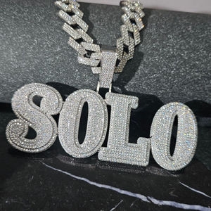 Pendentif à breloque Moissanite avec collier glacé Diamant taille ronde Hip hop personnalisé en argent sterling 925 - Product Image 3