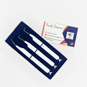 Pince à cils en acier inoxydable solide et mince à 90 degrés avec logo gravé personnalisé Outil d'extensions de cils de beauté testé à la main - Product Image 4