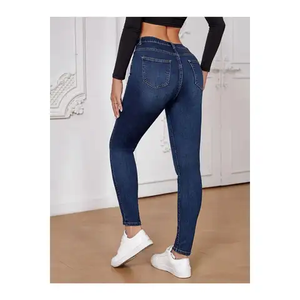 Pantalons en jean pour femmes au design élégant et de haute qualité, 100% coton, finition en peau de mouton, respirant, écologique, coupe skinny pour l'hiver - Product Image 5