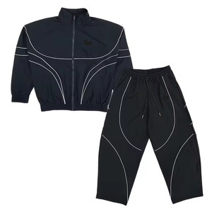 Survêtements de sport en nylon à fermeture éclair vierges pour hommes Streetwear survêtement coupe-vent décontracté surdimensionné ensembles de survêtement en nylon réfléchissant personnalisés - Product Image 1