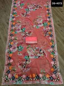 Georgette de Ropa Étnica india con trabajo de diseñador de bordado con trabajo de diseño de estampado floral digital y blusa de seda Banglory pesada - Product Image 6