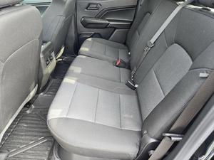 New /USED WHITE 2025 CHE VROLET COLORADO WT 360 Rear Camera 31-40T Load Capacity Emission Diesel /GAS Automatic FOR SALE - Product Image 3