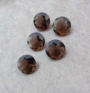คุณภาพสูง 100% ธรรมชาติเหลี่ยมเพชรพลอยทรงกลมสีน้ําตาลควอตซ์ควอตซ์หลวมอัญมณีขนาดที่ผ่านการสอบเทียบของแท้สําหรับการใช้เครื่องประดับ - Product Image 1