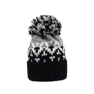 Chapeau d'hiver unisexe en tricot côtelé de qualité supérieure avec logo personnalisé, impression numérique, doublure en polaire, tricot épais, marque personnalisée, prêt pour la plage - Product Image 1