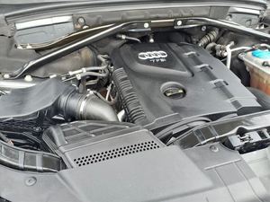 NEATLY UTILISÉ 2014 A-u-d-i Q5 2.0T quat_tro Premium Plus - Product Image 2