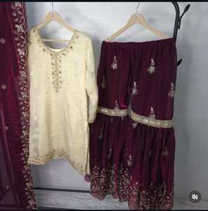 Designer Salwar Set für Damen mit bestickter Dupatta, festliche Kleidung, Ethno-Anzug, knielang, normale Passform - Product Image 5