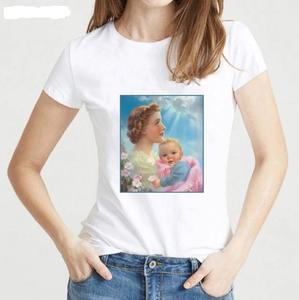 เสื้อยืดคอกลมแขนสั้นผ้าฝ้ายแบบสบายๆ ลายพิมพ์ แห้งเร็ว เป็นมิตรกับสิ่งแวดล้อม สำหรับผู้หญิง ผลิตในบังกลาเทศ เหมาะสำหรับฤดูร้อน - Product Image 6