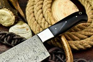 Cuchillo de cocina personalizado de acero de Damasco hecho a mano, cuchillo de carnicero personalizable, mango de cuerno forjado a mano. - Product Image 6