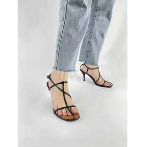 ปั๊มสายเดี่ยว PU 2025เก๋ไก๋พร้อมสายรัดข้อเท้าน้ำหนักเบาระบายอากาศได้ดีป้องกันการลื่น - Product Image 1