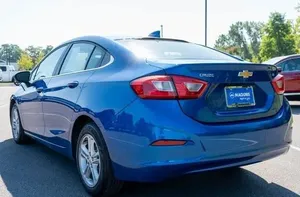 Chevrolet Cruze LT 2018 d'occasion - Product Image 3