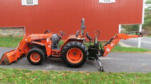 Pour tracteur à roues Kubota L3010 avec composants de moteur efficaces - Product Image 5