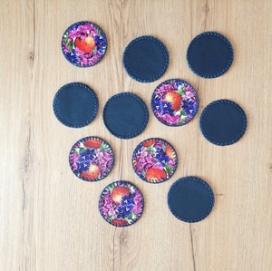 Sous-verres et tapis de table floraux de style occidental – Imperméables, résistants à l'huile, faciles à nettoyer, isolants thermiques, imitation cuir colorée - Product Image 5