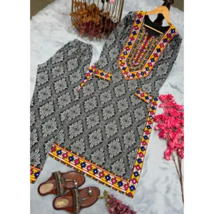 Ensemble de shorts imprimés numériques de haute qualité en 2 pièces, haut et bas, tenues élégantes - Product Image 3