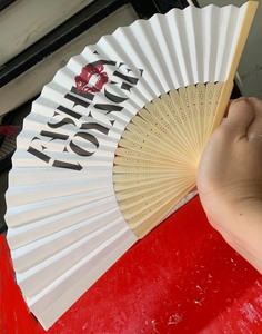 Abanico de Mano Tradicional de Bambú con Construcción Confiable para Accesorios de Eventos, Exhibición Decorativa y Distribución para Exportación - Product Image 6