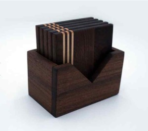 Posavasos de nogal Protección de mesa hecha a mano de alta calidad Tamaño personalizado Posavasos de madera de acacia de nogal Estilo clásico ArtisanVibe - Product Image 3