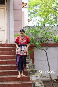 Pantalon coloré de la collection Kedias brodé lourd et beau Potli Latkan - Product Image 6