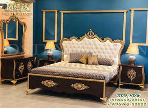 Lit et tables de chevet luxueux et lourds de style maharaja sculptés meubles de chambre à coucher de style maharaja lit sculpté d'aspect royal avec tables de chevet - Product Image 6