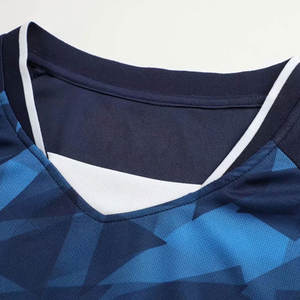 ยูนิฟอร์มฟุตบอลดีไซน์ใหม่บริการฝึกอบรม OEM - Product Image 3