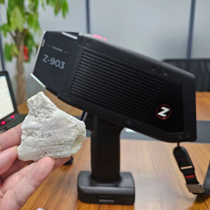 Résultats en une seconde Analyseur laser de minerai de lithium Sciaps 903 Analyseur de roche Li Analyse des matériaux de roche - Product Image 1