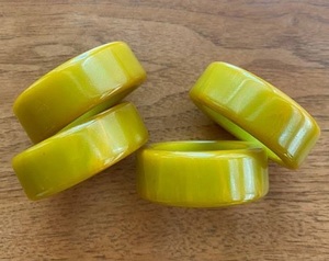 ห่วงใส่ผ้าเช็ดปากทำจากไม้ที่มีพื้นผิวมันวาวสไตล์อเมริกันเป็นมิตรกับสิ่งแวดล้อมสำหรับงานเลี้ยงงานแต่งงานและงานเลี้ยงอาหารค่ำอย่างเป็นทางการ - Product Image 1