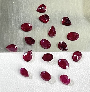 Rubí Africano de la Mejor Calidad, 100% Natural, Calibrado, Tamaño 3.5-4.5mm, Corte Ovalado en Forma de Pera, Color Rojo Rosado, Gema Suelta para Joyería - Product Image 4