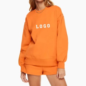 Logo personnalisé Ensemble de vêtements de sport 2 pièces pour femmes décontractés, unis, au-dessus du genou Sweat-shirt et short respirants - Product Image 1