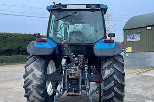 เครื่องปรับอากาศมือสองและใหม่ Holland T1104 90hp ราคาสมเหตุสมผล 8160 รถแทรกเตอร์สําหรับขายฝรั่งเศส - Product Image 3