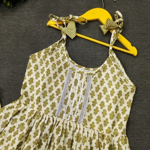 Conjunto de Kurti y Dhoti para Niñas Shoryam, Moderno, Adornado, Completamente Cosido, Calidad de Exportación, Pedidos al por Mayor para Diwali - Product Image 2