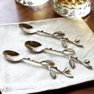 Juego de cubiertos florales para servir, decoración de mesa de acero inoxidable, utensilios de cocina para el hogar, juego de cubiertos para uso en restaurante y boda - Product Image 1