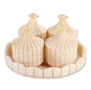 Bandeja de servicio de resina epoxi de calidad superior con juego de posavasos Desayuno personalizado Té Comida Fruta seca Bandeja de servicio al mejor precio - Product Image 6