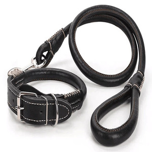 Ensemble de laisse et collier en cuir pour chien Laisse en cuir pour chien avec collier de chien réglable Laisse en cuir robuste pour petit moyen grand animal de compagnie - Product Image 1