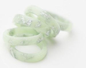 กำไลข้อมือผู้หญิงทำด้วยมือกำไลข้อมือใสสร้อยข้อมือเรซิ่นอีพ็อกซี่ขนาดเล็กดีไซน์ทันสมัยทำจากเรซิน - Product Image 4