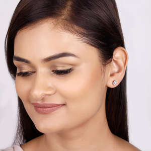 Boucles d'oreilles élégantes en zircon argenté Motif géométrique en diamant taillé en poire Plaqué or rose pour fêtes et fiançailles - Product Image 5