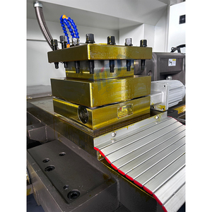 Phẳng <span class=keywords><strong>CNC</strong></span> <span class=keywords><strong>Lathe</strong></span> ck6163 <span class=keywords><strong>CNC</strong></span> <span class=keywords><strong>Lathe</strong></span> thích hợp cho chế biến kim loại giường phẳng Thiết kế ngang <span class=keywords><strong>Siemens</strong></span> hệ thống <span class=keywords><strong>CNC</strong></span> - Product Image 4