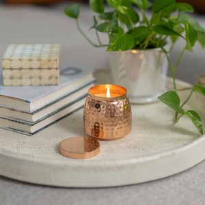 Pot de bougie en cuivre martelé de luxe pour la décoration d'éclairage de table à la maison - Product Image 2
