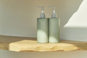 Beurre corporel botanique au karité |   Soins corporels hydratants naturels pour peaux sensibles - Product Image 2