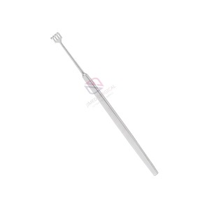 Retractor de Acero Inoxidable Premium de 135 mm, Cuatro Puntas, Afilado, Reutilizable, Herramienta Quirúrgica para Precisión Médica, Alta Calidad - Product Image 3