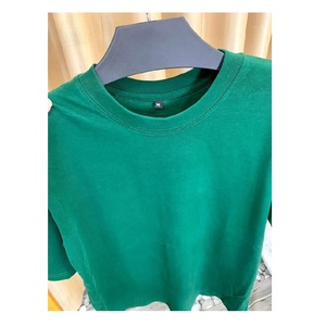 T-shirt blanc décontracté 100% coton pour femmes 180 grammes sérigraphie respirant et Logo décoré pour les vêtements d'été quotidiens - Product Image 1