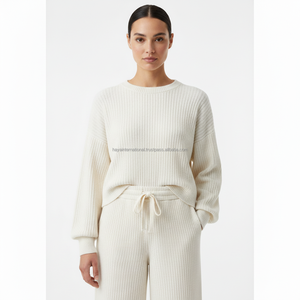 Conjunto de Suéter Cómodo, Casual y Transpirable de Felpa de Poliéster/Algodón para Mujer con Detalle de Botones Bordados, 180g - Product Image 6