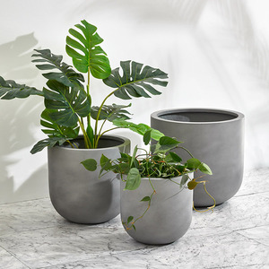 กระถางดอกไม้ & เครื่องปลูกคอนกรีตสำหรับตกแต่งบ้านและสวน - Product Image 1