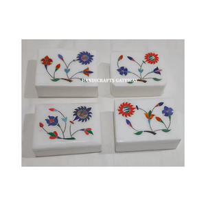 Boîte à bijoux en marbre blanc naturel de haute qualité et de nouveau design, incrustée de fleurs, de forme rectangulaire, utilisée pour Thanksgiving - Product Image 1