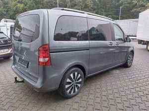 Sedán V-Class Usado 2024, 1-25000 Millas, Motor 4.1-6L, Transmisión Automática, Asientos de Cuero, Volante a la Izquierda, R17, Techo Panorámico - Product Image 4