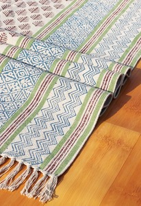 Tapis de motifs de conception d'arbre et conception de matériaux 100% coton et travail de broderie de style Jaipuri et idéal pour la décoration de salon à la maison - Product Image 4