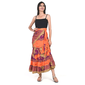 Jupe portefeuille sari recyclée de style bohème Tissu viscose léger Taille réglable Coupe fluide pour les festivals de plage d'été - Product Image 1