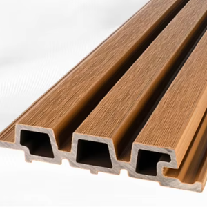 พื้นไม้เทียม WPC สำหรับภายนอกอาคารของเรา ออกแบบมาเพื่อให้มีความทนทานต่อการกัดกร่อนและกันน้ำได้ยาวนาน ขนาด 219*26 มม. - Product Image 1