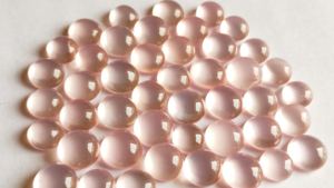 โรสควอตซ์อัญมณีทรงหลังเบี้ย3มม. หินโรสควอตซ์แบบหลวมสำหรับทำเครื่องประดับ - Product Image 3