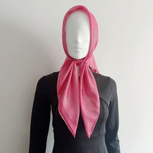 Foulard de ski unisexe carré respirant et imperméable en polyester 100 % de couleur unie avec logo personnalisé - Product Image 4